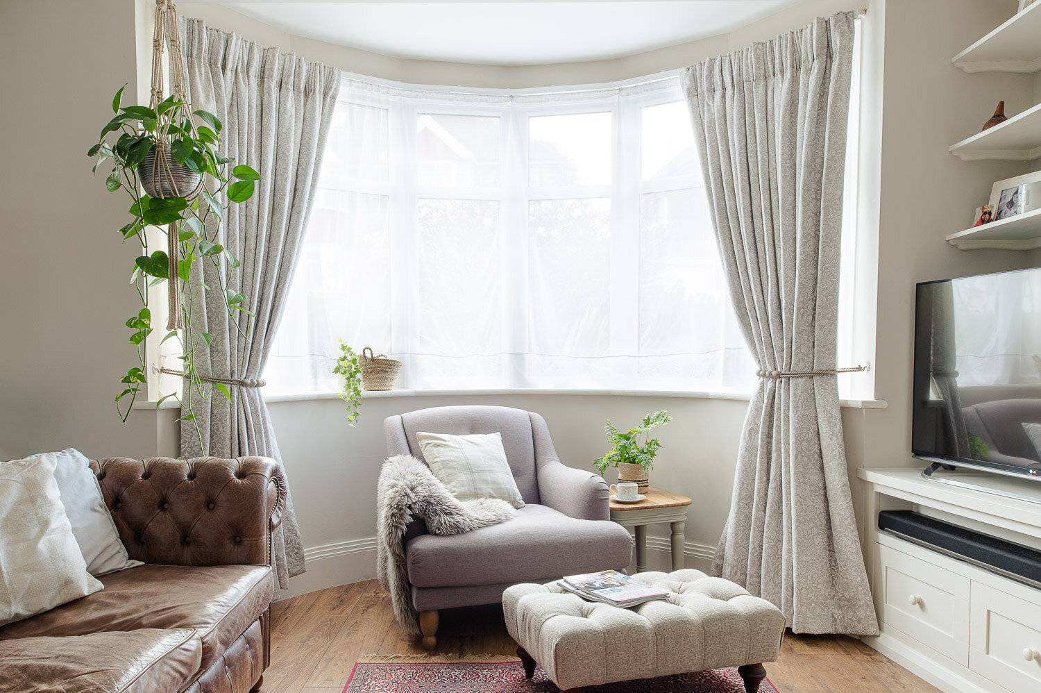 Curved Curtains